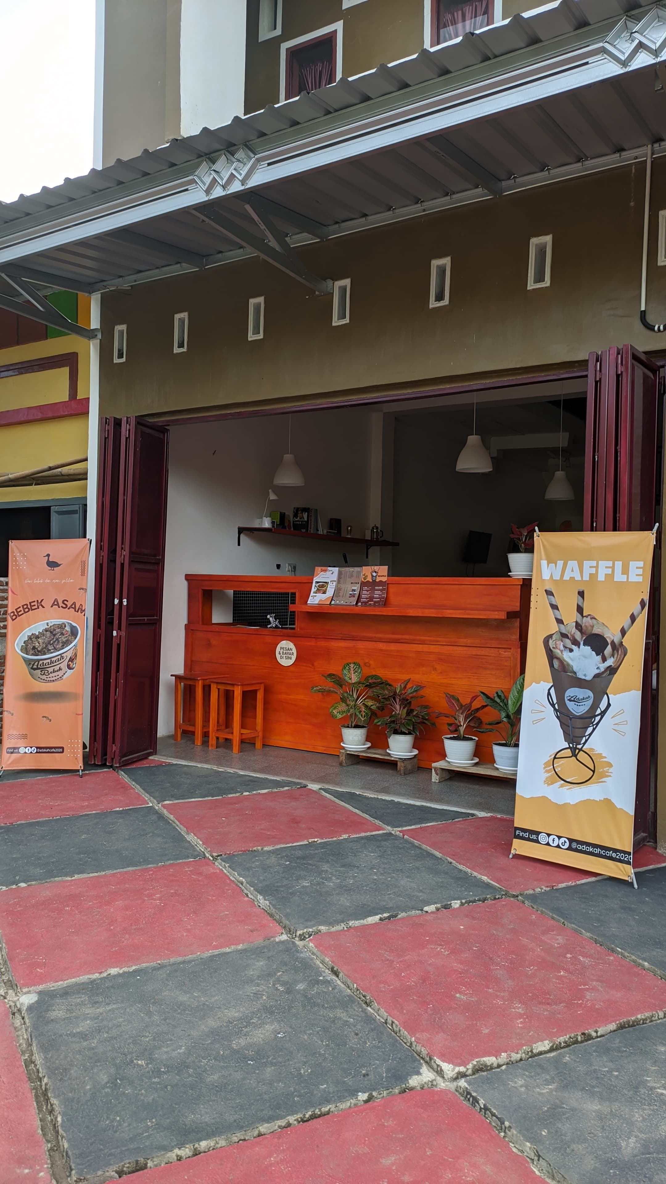 ADAKAH Cafe